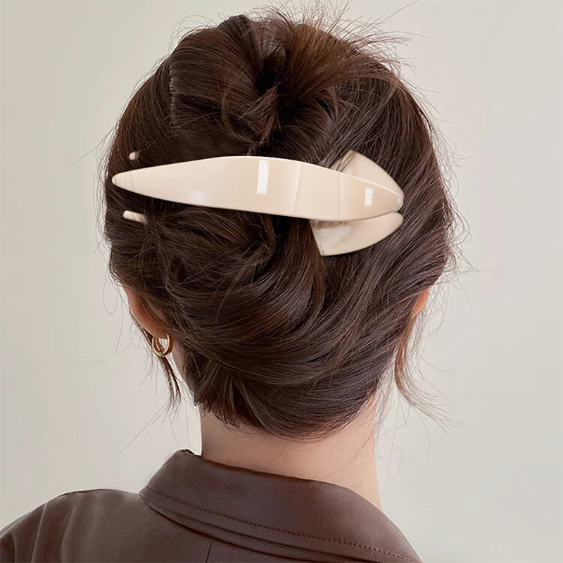 Schwalbenschwanzclip mit Kunststoffclip für injizierte Haarklaue